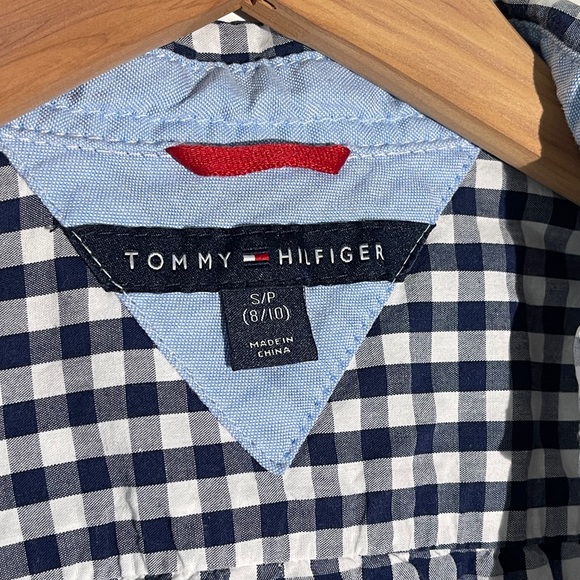 Tommy Hilfiger Boys Button Down - Picture 5 of 5